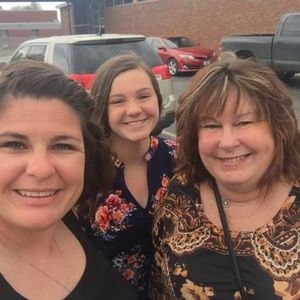 Meet your Posher, Cindy